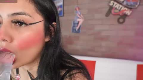 Snapshot of miss__anastasia chatting on 07/17/26, 11:06 Anastisia online show from 07/17/26, 11:06