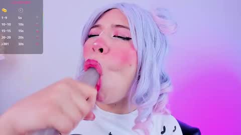 Daphne online show from 09/24/25, 02:48