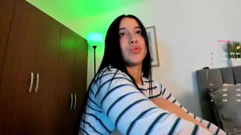miss__jones_ online show from 06/26/26, 05:45