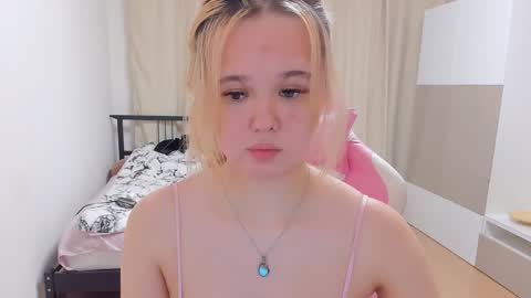 miss__selena online show from 02/03/25, 06:28