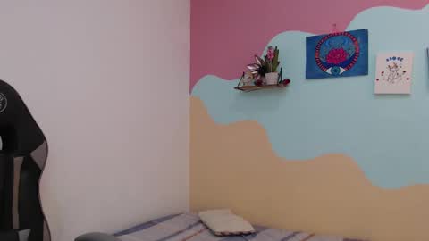 Akemi 3 online show from 02/13/25, 05:01