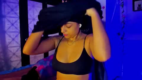 Akemi 3 online show from 11/03/25, 01:12