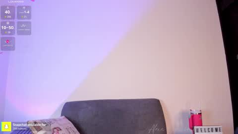 Alexa Sarmiento online show from 11/25/25, 01:11