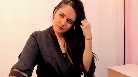    online show from 02/19/25, 04:22