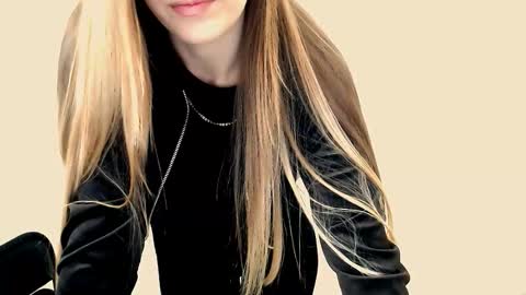 Angelina online show from 09/23/25, 06:05