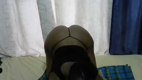 miss_bani online show from 10/22/25, 06:46