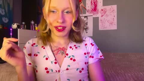 Anya online show from 04/12/26, 06:29