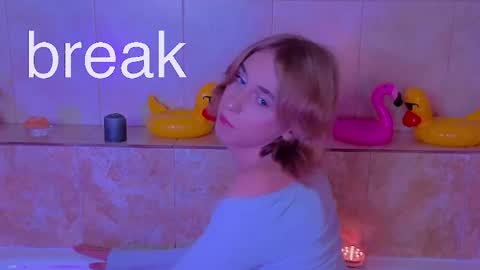 Snapshot of miss_barbie1 chatting on 04/28/26, 02:27 Anya online show from 04/28/26, 02:27