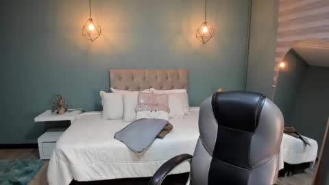 Cataleya online show from 12/04/25, 11:41