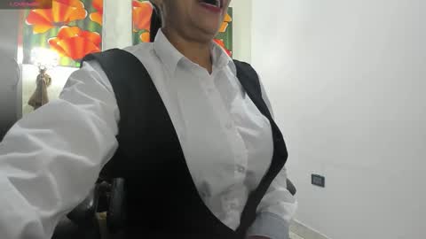 Snapshot of miss_clarepocahose chatting on 01/16/26, 12:58 Clare PocaHose online show from 01/16/26, 12:58