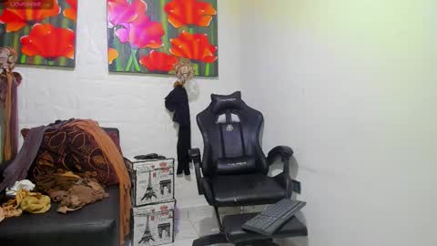 Snapshot of miss_clarepocahose chatting on 02/26/26, 02:10 Clare PocaHose online show from 02/26/26, 02:10