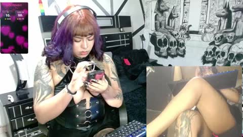 miss_clover online show from 04/10/26, 09:58
