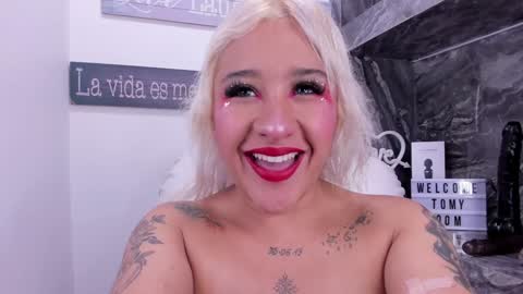 Snapshot of miss_danika chatting on 01/25/25, 11:02 Danika online show from 01/25/25, 11:02