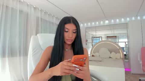 miss_diamond__ online show from 06/11/26, 06:33