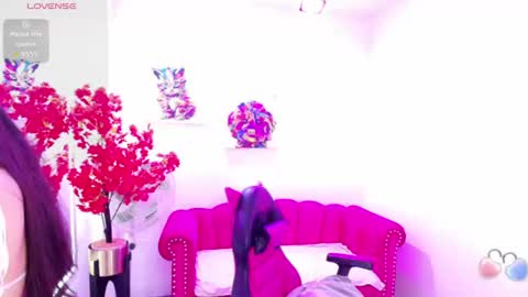 Snapshot of miss_dolly1 chatting on 07/23/26, 12:36 Melanie online show from 07/23/26, 12:36