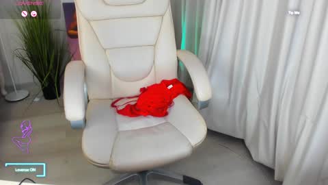 Elia online show from 02/09/25, 02:06