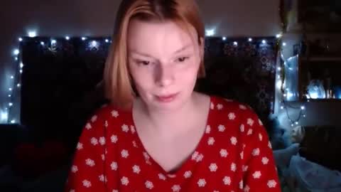 Snapshot of miss_elistia_ chatting on 12/06/24, 05:00 Elis online show from 12/06/24, 05:00