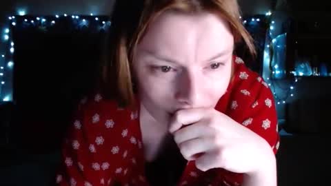 Snapshot of miss_elistia_ chatting on 12/23/24, 03:12 Elis online show from 12/23/24, 03:12