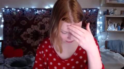 Snapshot of miss_elistia_ chatting on 01/24/25, 12:20 Elis online show from 01/24/25, 12:20