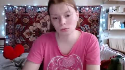 Snapshot of miss_elistia_ chatting on 03/12/25, 11:31 Elis online show from 03/12/25, 11:31