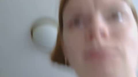 Snapshot of miss_elistia_ chatting on 09/15/25, 09:53 Elis online show from 09/15/25, 09:53