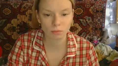 Snapshot of miss_elistia_ chatting on 10/02/25, 10:55 Elis online show from 10/02/25, 10:55