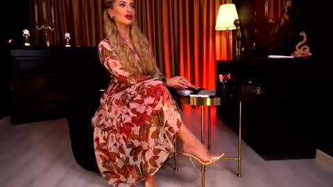 Miss Ema Devine online show from 09/15/25, 05:02