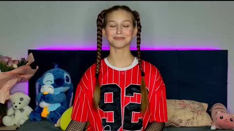 Emily online show from 10/21/25, 05:13