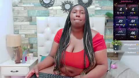 miss_evans_ online show from 04/30/26, 08:57