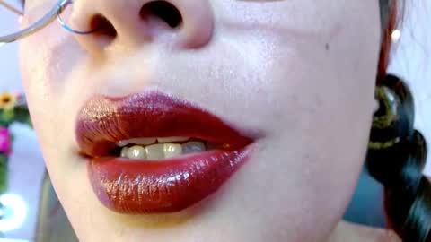 Miss Evoleth online show from 02/25/25, 09:20