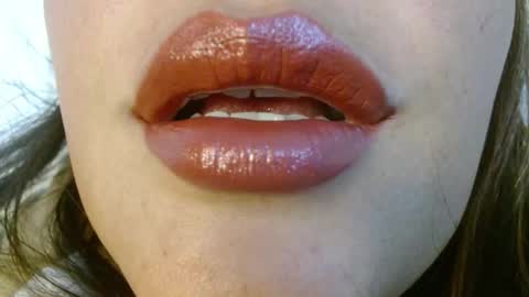 Miss Evoleth online show from 11/18/25, 02:17