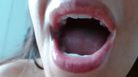 Miss Evoleth online show from 11/26/25, 03:46