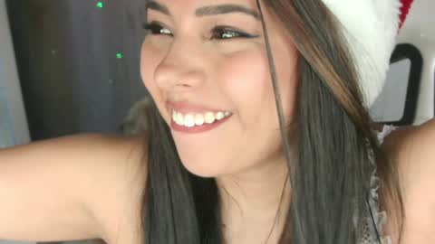 Snapshot of miss_galaxxia chatting on 12/25/24, 04:44 Elisabeth IG galax xxia online show from 12/25/24, 04:44