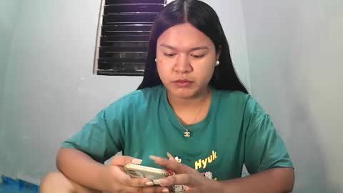 Snapshot of miss_georgina69 chatting on 12/20/25, 11:06 Georgina online show from 12/20/25, 11:06