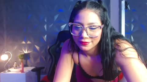 miss_honey1 online show from 02/07/25, 11:45