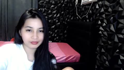 Snapshot of miss_innocent18 chatting on 01/05/25, 07:07 miss_innocent18 online show from 01/05/25, 07:07