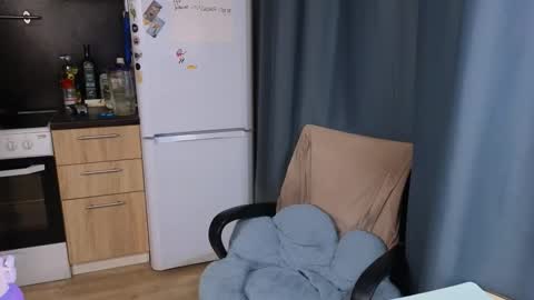 Jess online show from 12/18/25, 03:40