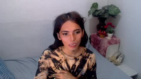 Snapshot of miss_juliex chatting on 06/18/26, 09:30 julie online show from 06/18/26, 09:30