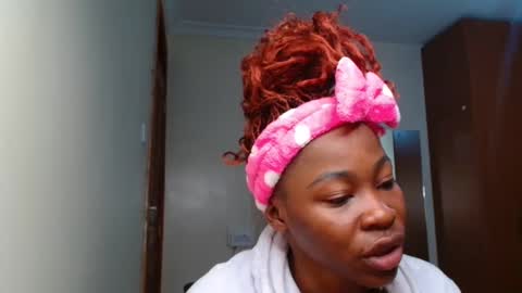 Miss Kiarrafit online show from 12/04/24, 07:50