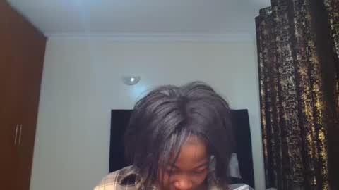 Miss Kiarrafit online show from 01/15/25, 01:09