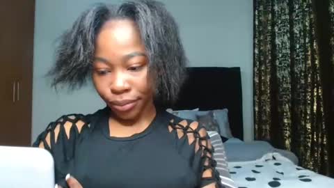 Miss Kiarrafit online show from 01/16/25, 03:24