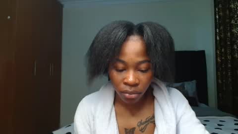 Miss Kiarrafit online show from 01/19/25, 02:38