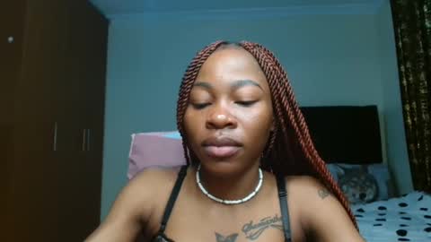 Miss Kiarrafit online show from 01/25/25, 06:57