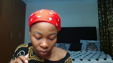 Miss Kiarrafit online show from 01/27/25, 04:43