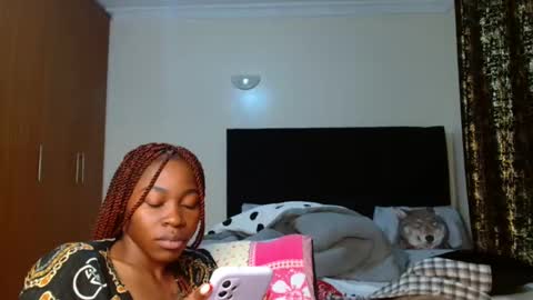 Miss Kiarrafit online show from 01/28/25, 04:52
