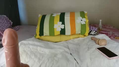 miss_kiiki online show from 04/13/26, 08:42