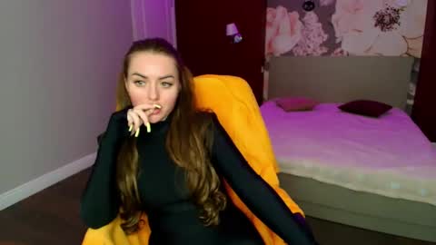 miss_kiten online show from 05/06/26, 06:24
