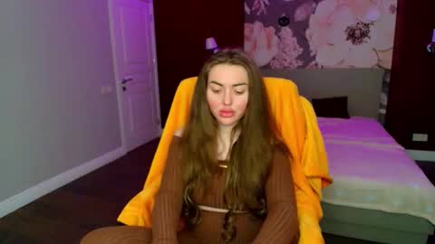 miss_kiten online show from 05/09/26, 01:22