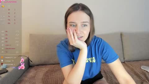 Kitty online show from 02/28/25, 06:21