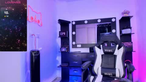 Miss Kittyn online show from 02/14/25, 01:02